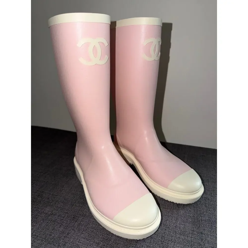 Chanel REV Rose Pink White Caoutchouc CC Logo High Pull On Rubber Rain Boots 39